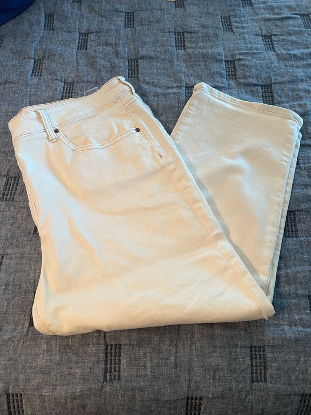 Chico's Cream High Rise Straight-Leg Crop Jeans Size 3